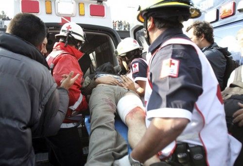 Manifestantes y policías se enfrentan en México DF