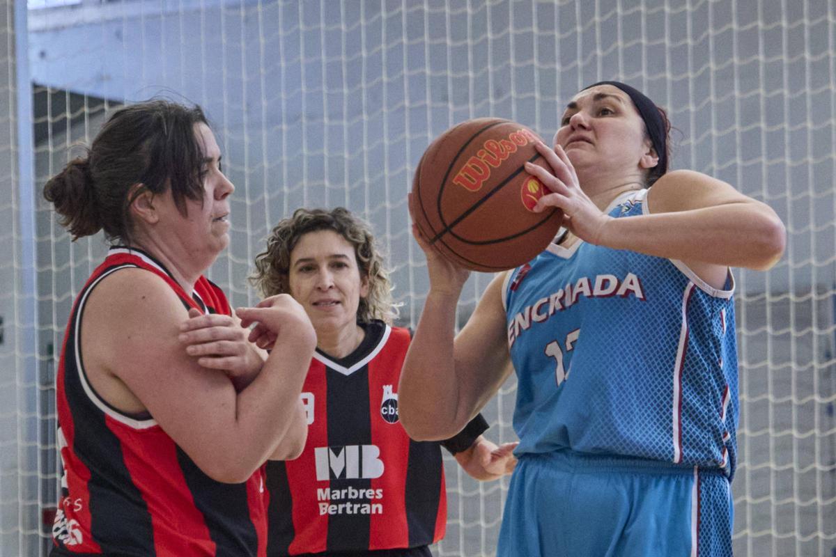 Les fotos de la jornada "Despenja les botes" a Vilobí d'Onyar