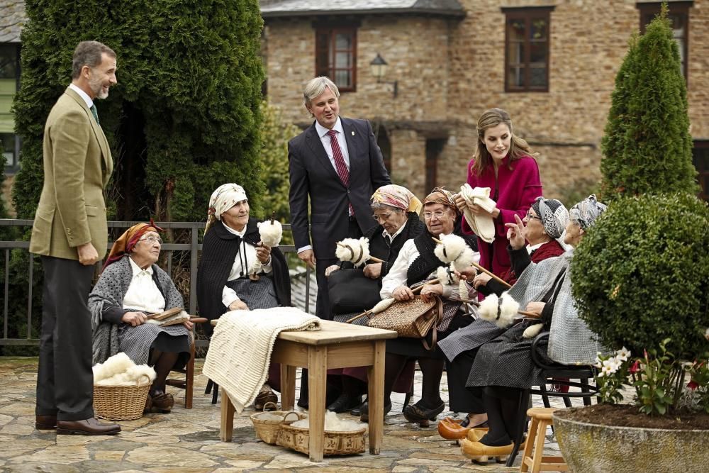 Los Reyes visitan Los Oscos, "Pueblo ejemplar 2016"