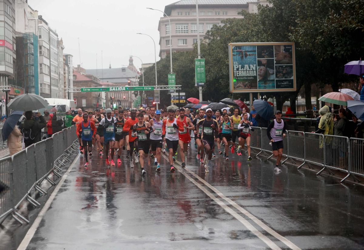 Participantes de una edición anterior de la Coruña21