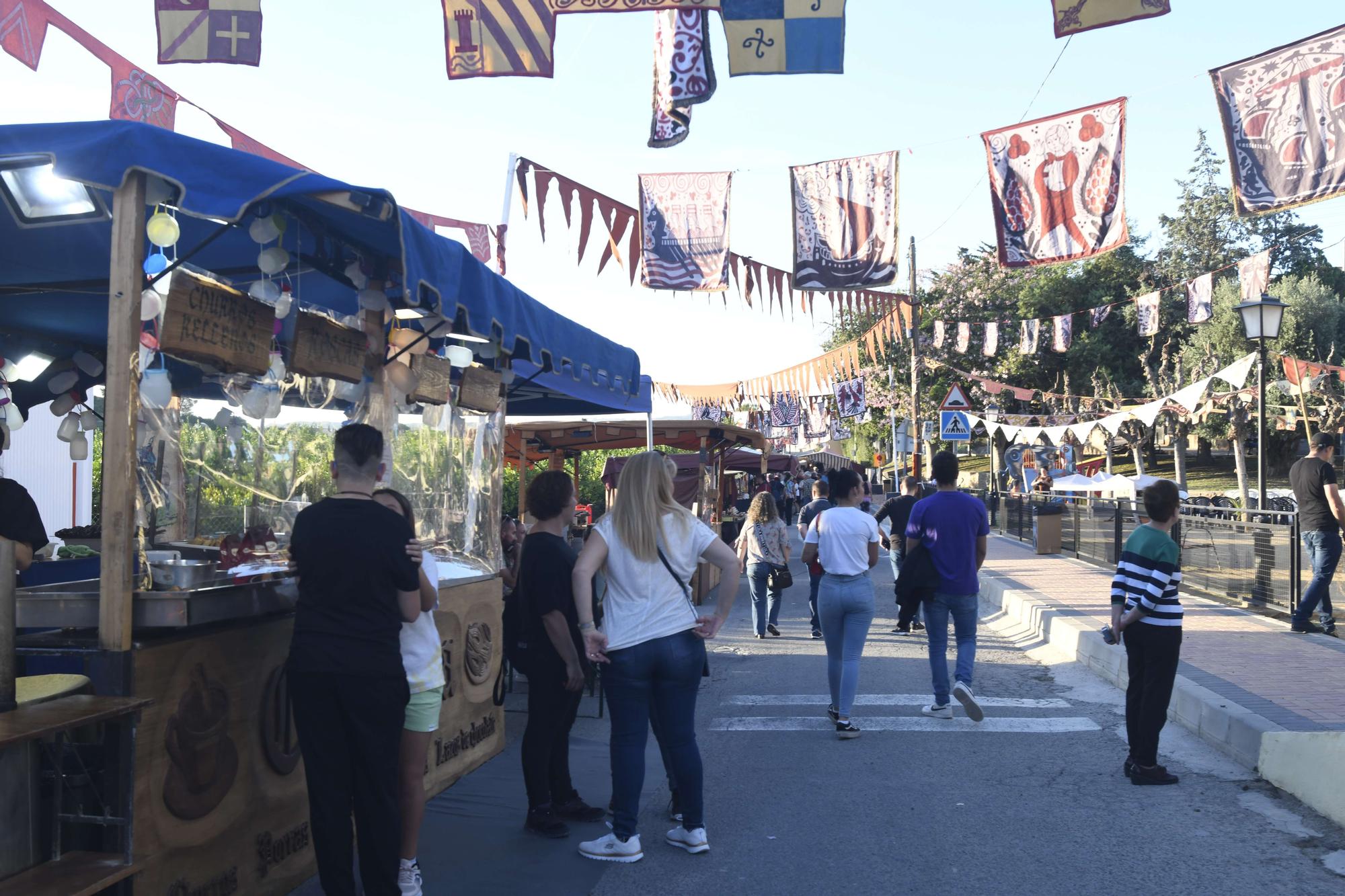 El mercadillo medieval de Guadalupe, en imágenes