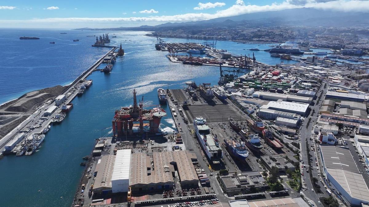 Imagen aérea de las instalaciones de Astican en el Puerto de Las Palmas