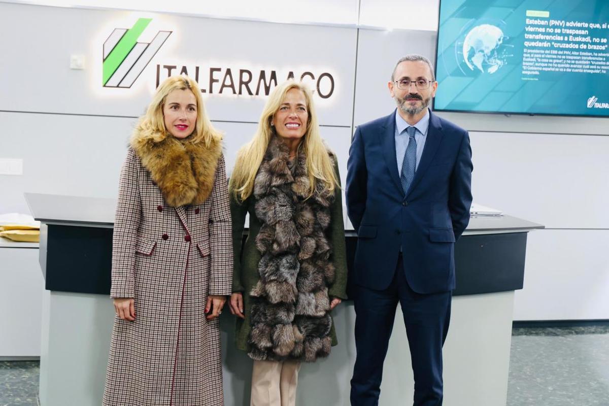Albert visita los laboratorios de la empresa Italfarmaco en Alcobendas