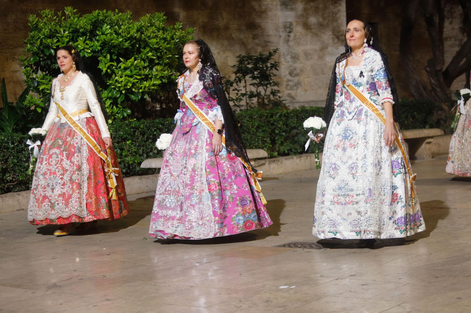 Búscate en el segundo día de la Ofrenda en la calle San Vicente entre las 22 y las 23 horas