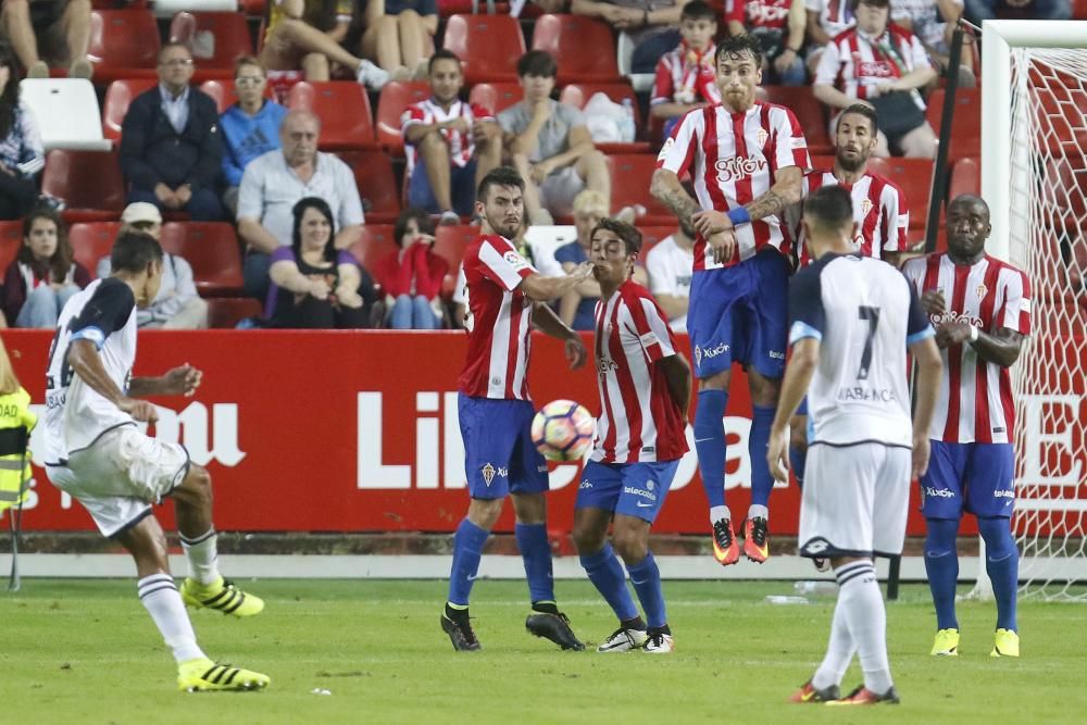 El Sporting se lleva el Villa de Gijón en los penaltis (1-1)