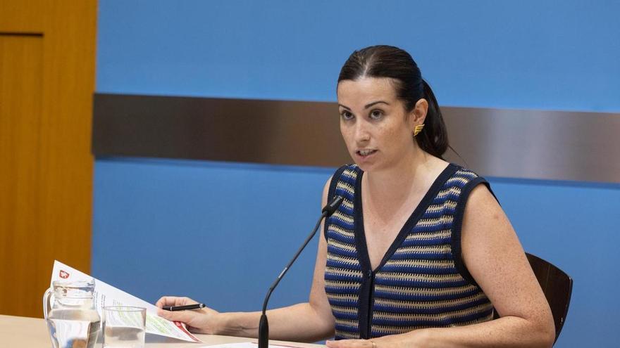 Tatiana Gaudes exige "voluntad, compromiso y palabra" a FCC y los trabajadores de la limpieza en Zaragoza para evitar la huelga en Pilares