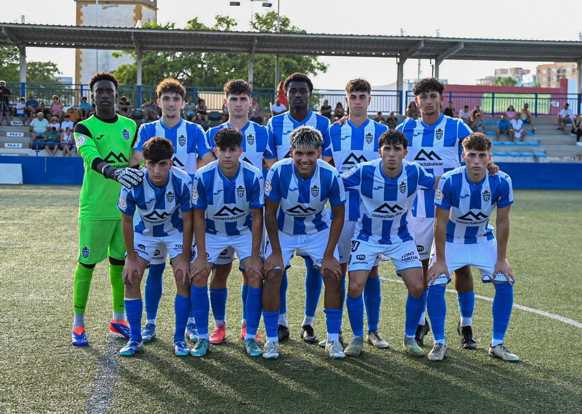 Formación del Atlético Baleares que esta temporada disputará la División de Honor