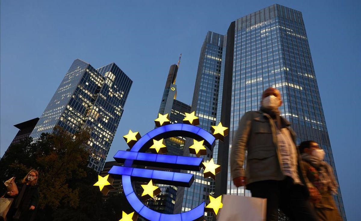 El BCE alerta dels riscos de no emetre una moneda digital