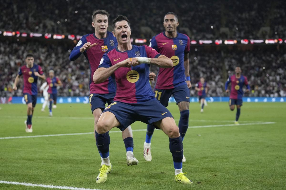 El Barça golea 2-5 al Madrid en la final de la Supercopa | FOTOS