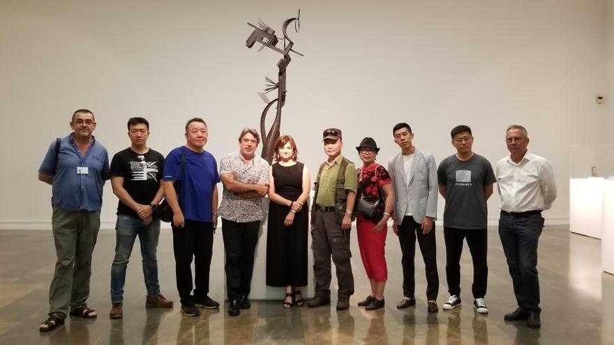 La Academia de Arte china visita València