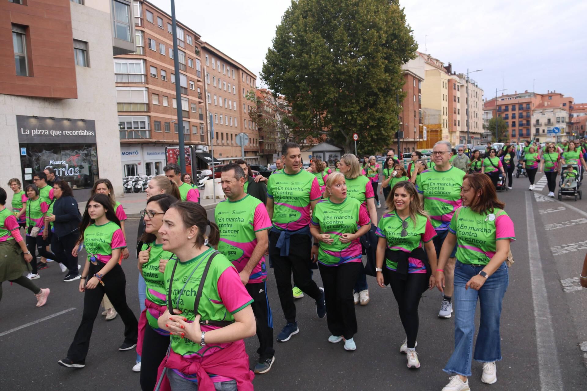 GALERÍA | Búscate en la carrera "Mucho x Vivir" contra el cáncer en Zamora