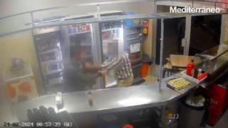 Un hostelero de Almassora se enfrenta a un ladrón durante el robo de la recaudación: "Tuve miedo"