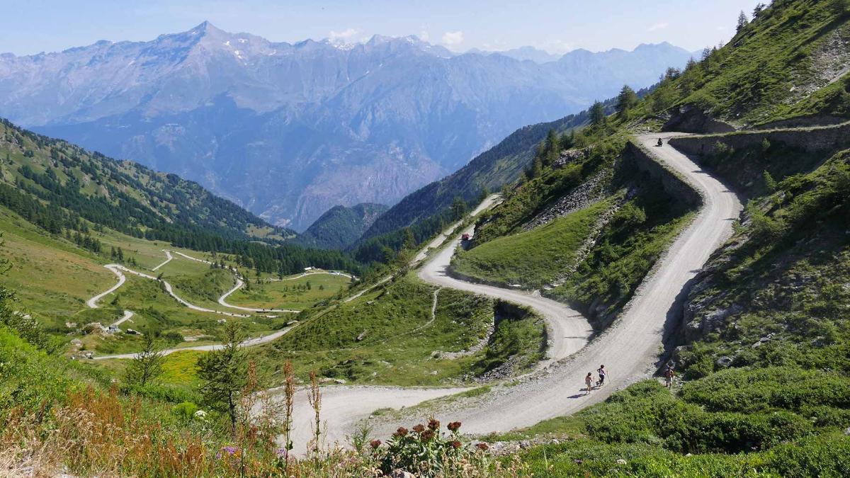 Vista del Colle delle Finestre, que apunta a ser uno de los grandes jueces del Giro 2025