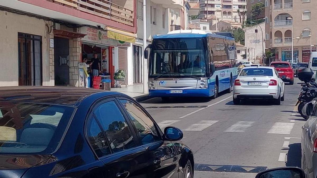 El autobús urbano de Cullera, en una imagen de archivo.