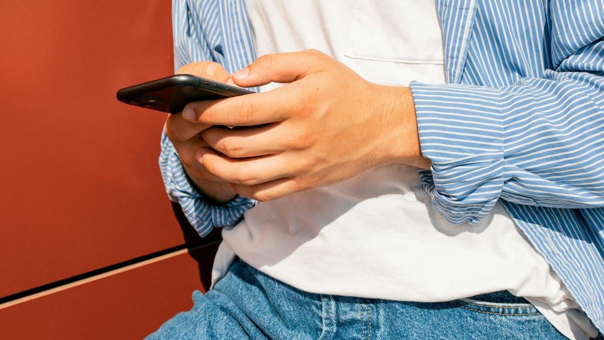 Amazon rebaja casi 600 euros el móvil Samsung más buscado de las últimas horas