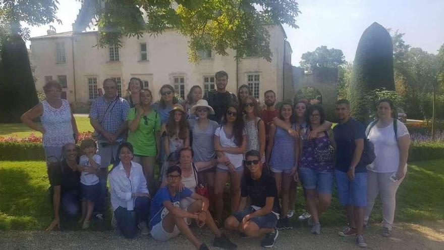 Foto de grupo de la comitiva silledense en su última jornada de excursiones.