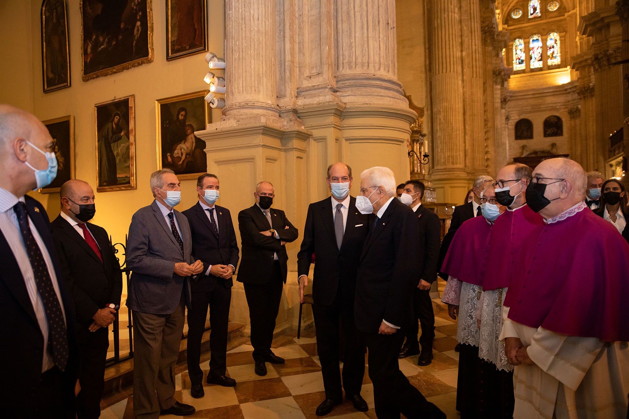 El presidente de Italia, Sergio Mattarella, aprovecha su estancia en Málaga y visita 'El Verbo Encarnado'