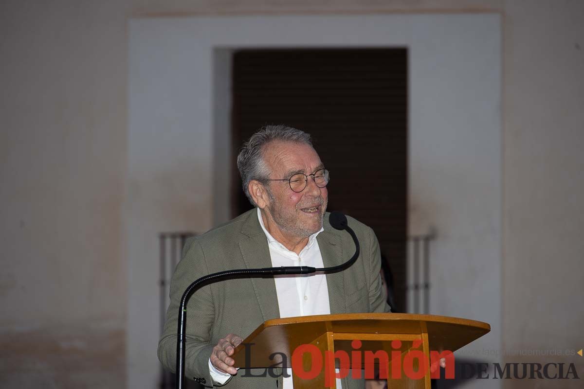 Así fue la presentación del libro ''Caravaca inédita. Un viaje desde la prehistoria hasta nuestros días'