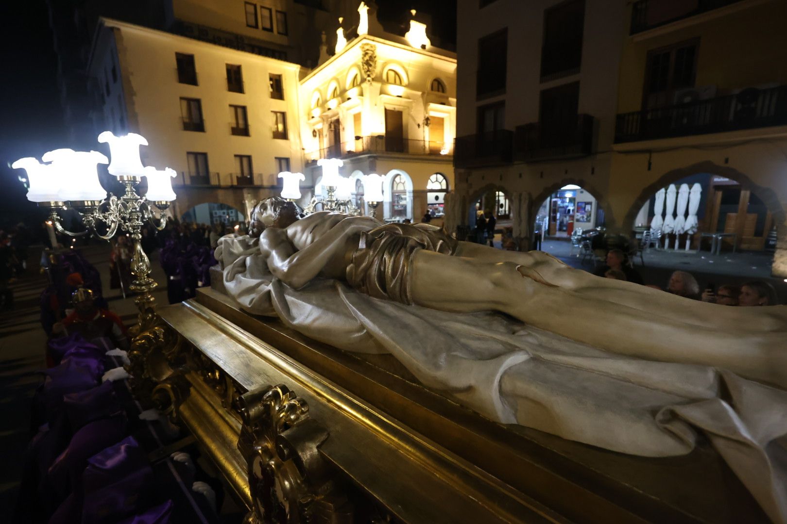Galería de imágenes: Fervor en el Santo Entierro de Vila-real