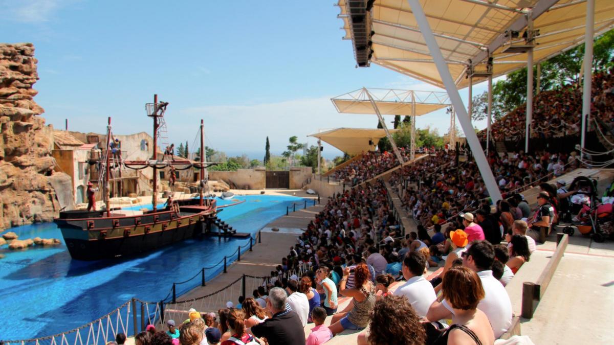 Barbarroja, el temido corsario del Mediterráneo, vuelve con una versión renovada de su mítico show.