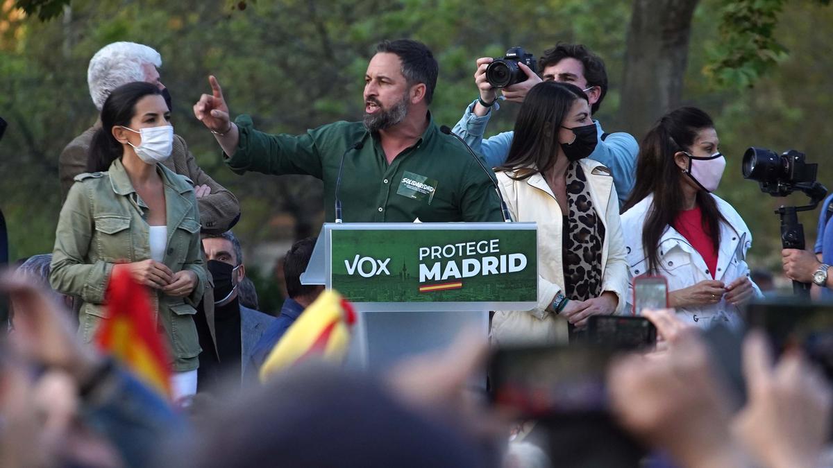 abascal acto vallecas vox