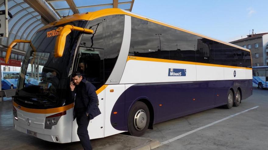 L&#039;Ajuntament creu que els nous horaris del bus a Barcelona no són els que volen els usuaris