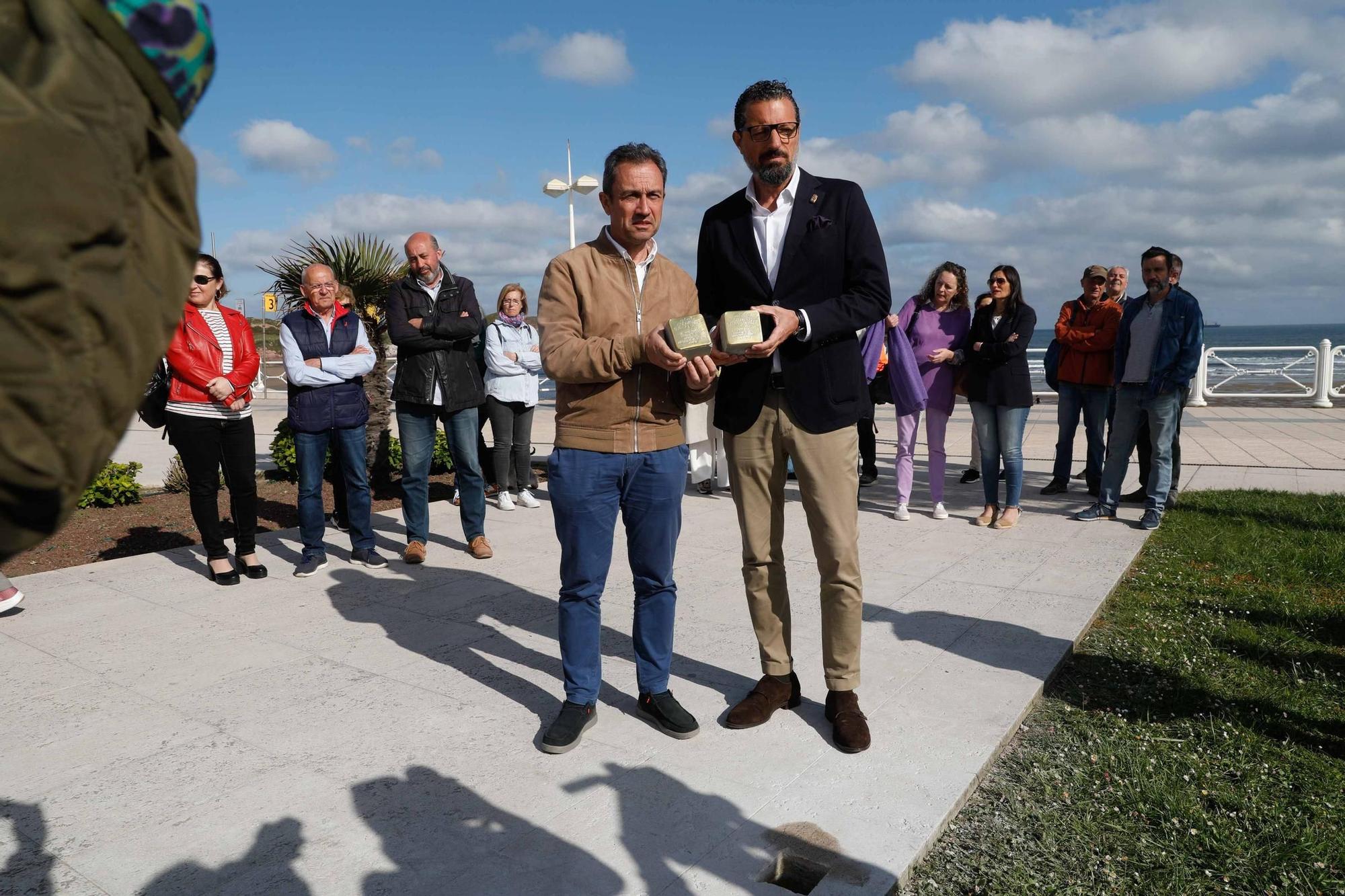 EN IMÁGENES: Así ha sido el homenaje a los cinco castrillonenses represaliados por el nazismo realizado en Salinas