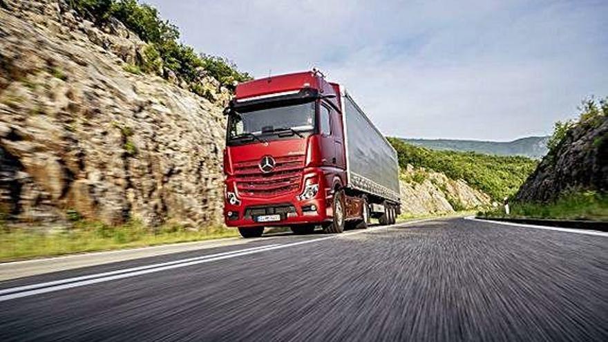 Daimler impulsarà els camions automatitzats