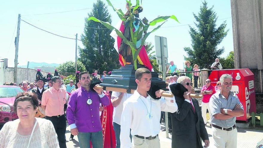 Procesión de ayer de Santiaguiño.  // R. Vázquez