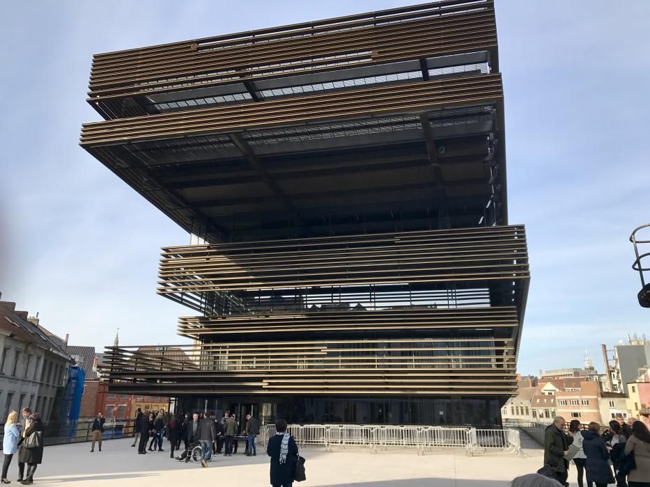 La nova biblioteca de l'estudir RCR a Gant.