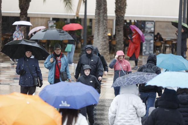 Día de Navidad lluvioso en Alicante