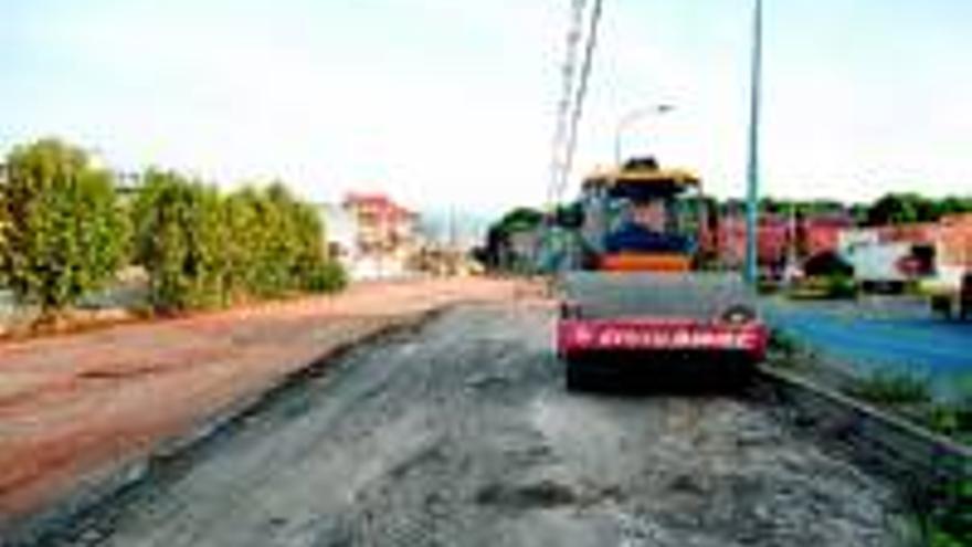 En obras, el cruce de avenida Valencia