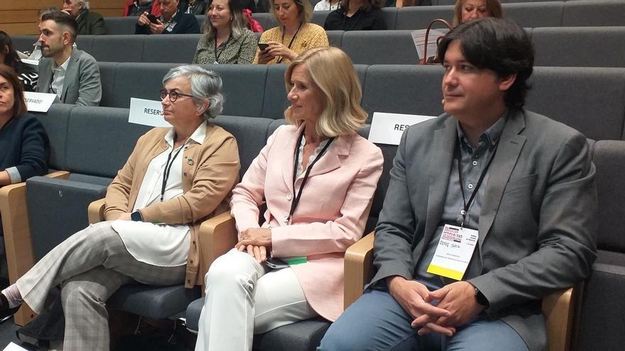 Por la izquierda, Ana González, Cristina Garmendia y Borja Sánchez