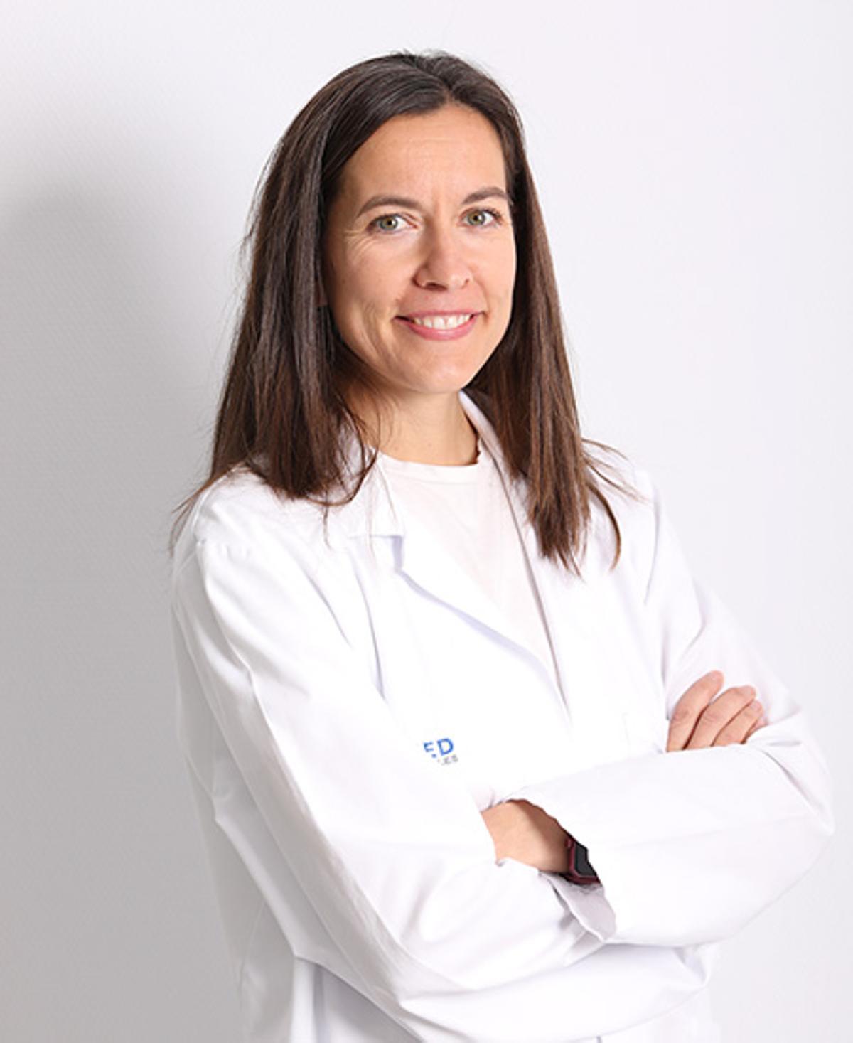 La Dra. María Miñambres, jefa de la Unidad de Pediatría.