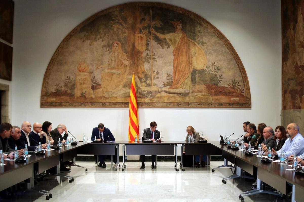 El president de la Generalitat, Salvador Illa, encapçala la primera reunió de la Taula del Senglar.