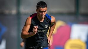Pedri, en un entrenamiento con el Barça en la ciudad deportiva de Sant Joan Despí.