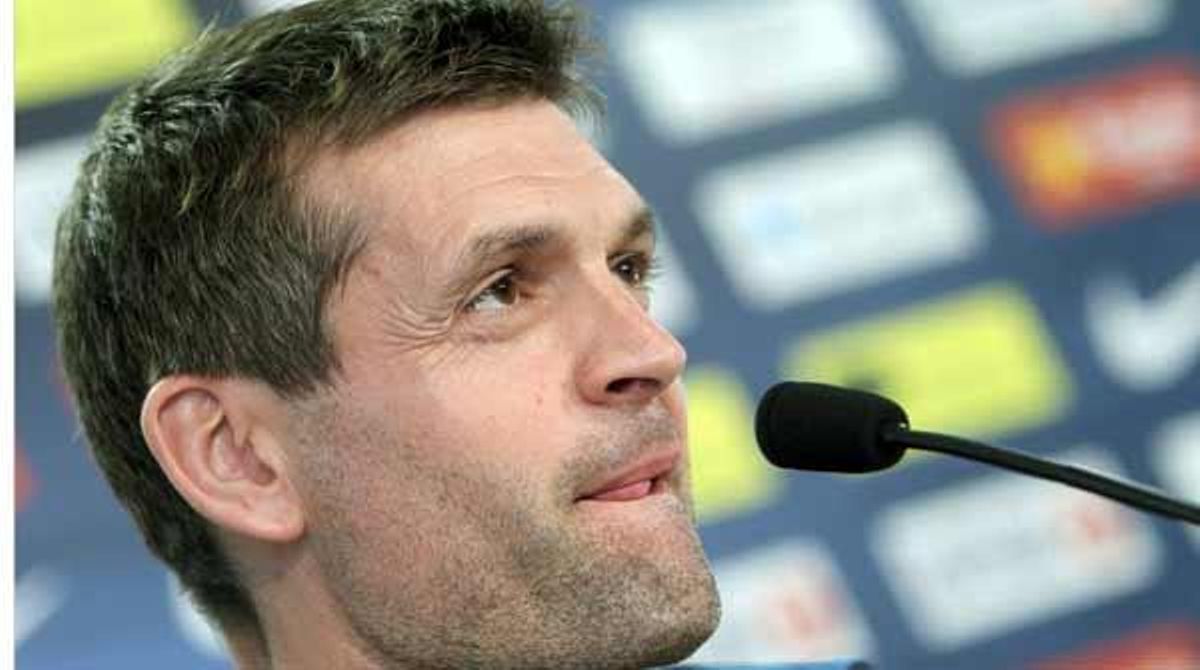 Vilanova a la roda de premsa d’aquest dimarts, en substitució de Guardiola.
