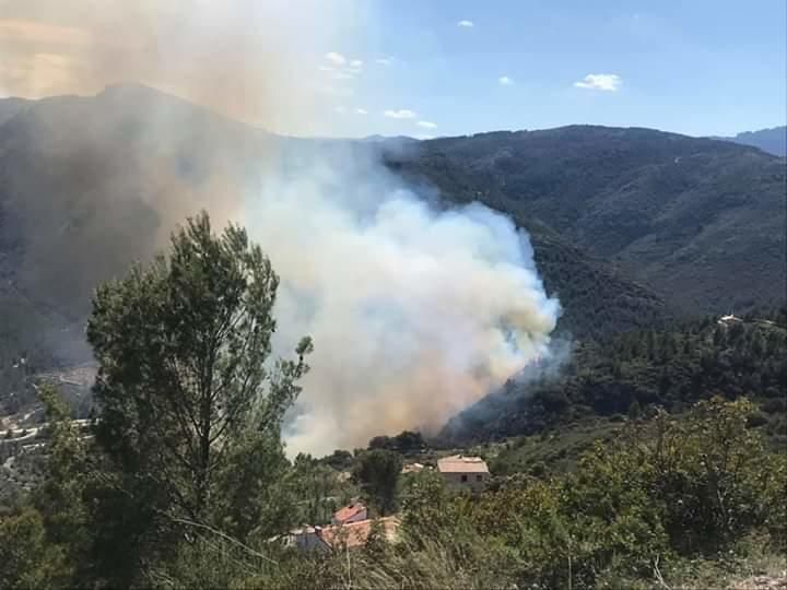 Incendio en Benigembla y Castell de Castells