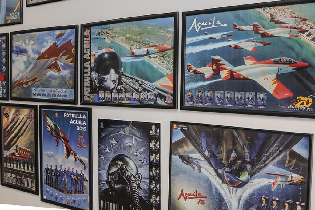 Todas las imágenes de la visita de la ministra de Defensa a la Academia General del Aire de San Javier