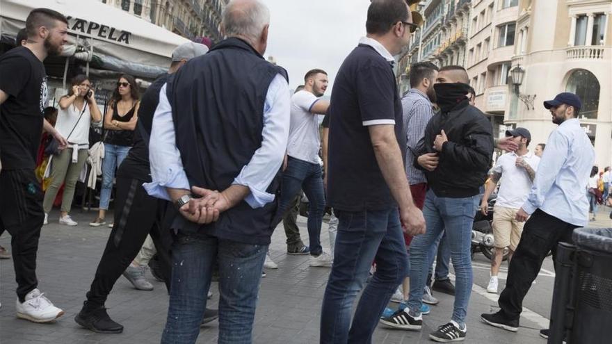 Batalla campal ultra en el centro de Barcelona