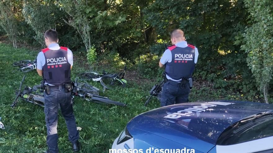 Els Mossos amb les bicicletes robades