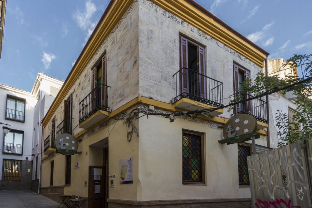 'Cinco bolas' de Simón Flynn, 'Casa del Obispo' de Nina Rodríguez y 'Torre de San Felipe' de Feliciano Ruy, ganadoras del Concurso Fotográfico'Pinturas Murales Barrocas" de Málaga Monumental