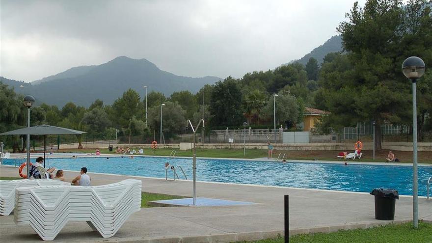 Salvan de ahogarse a un niño de 5 años en la piscina municipal de Artana