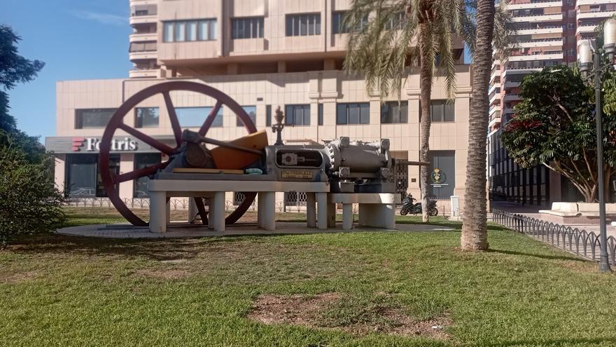 La máquina de vapor ya sirve al menos de trastero