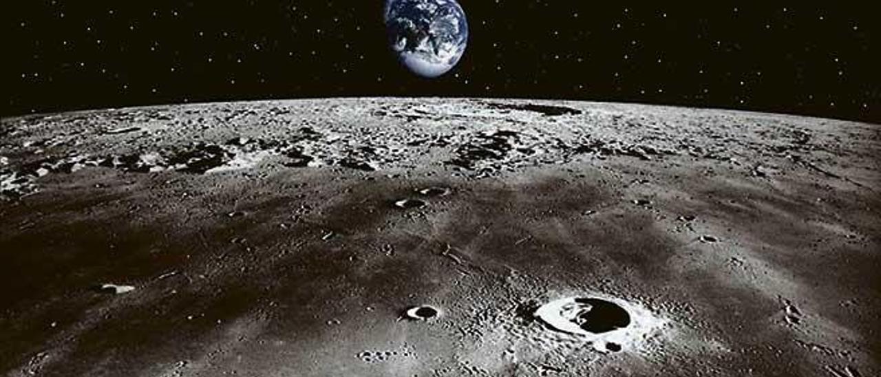 La superficie de la luna.