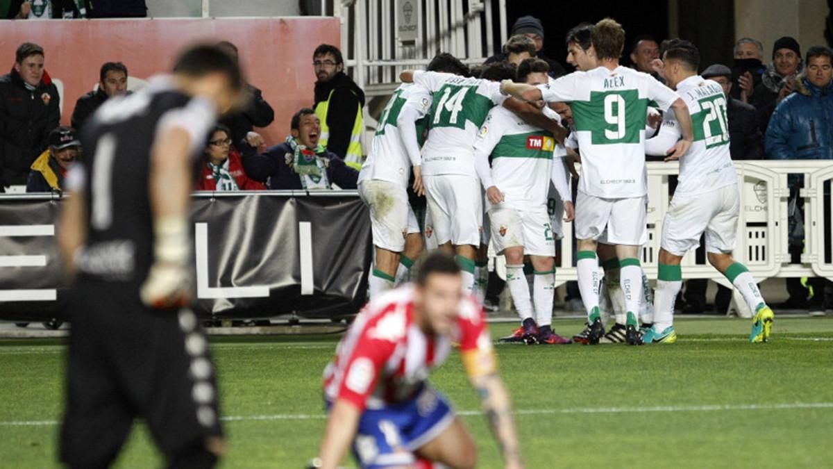 El Elche sorprendió al Girona a dos minutos del final