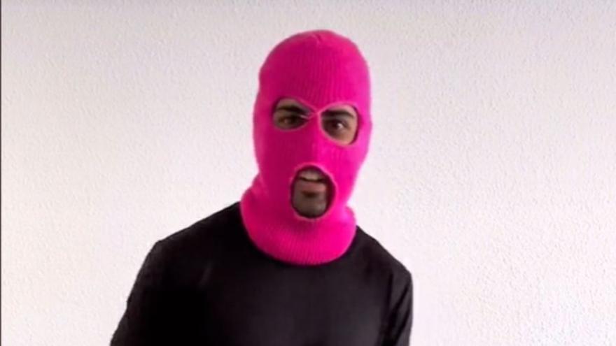 El canario enmascarado que arrasa en Tik Tok por sus recetas fitness: “es puro sabor de Canarias”