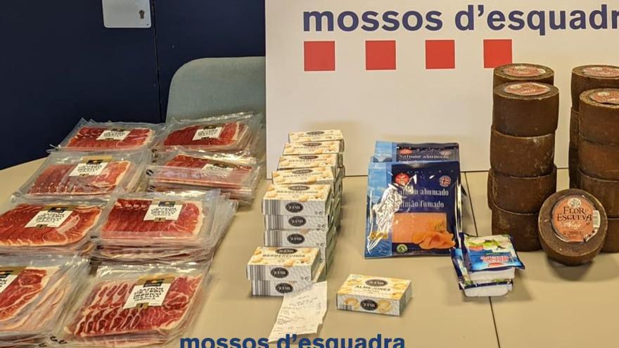 Els detenen per furtar pernil ibèric i formatges de dos supermercats, de la Bisbal i Castelló d&#039;Empúries