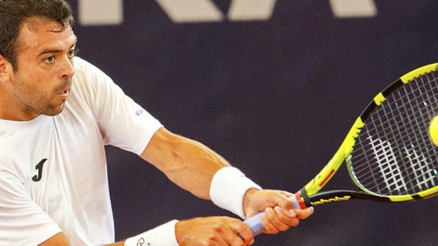 Íñigo Cervantes, en su partido ante Zverev en Hamburgo