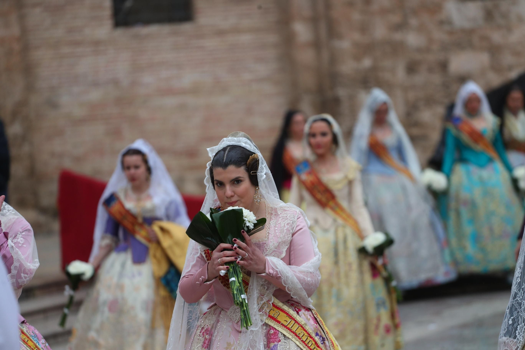 Búscate en el primer día de ofrenda por la calle de la Paz (entre las 15:30 a las 17:00 horas)